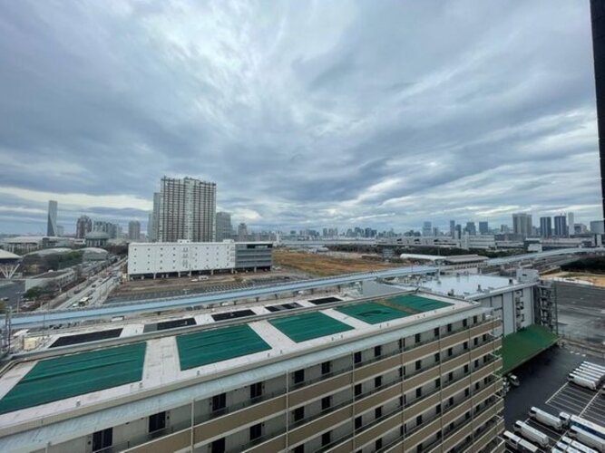 バルコニー バルコニー