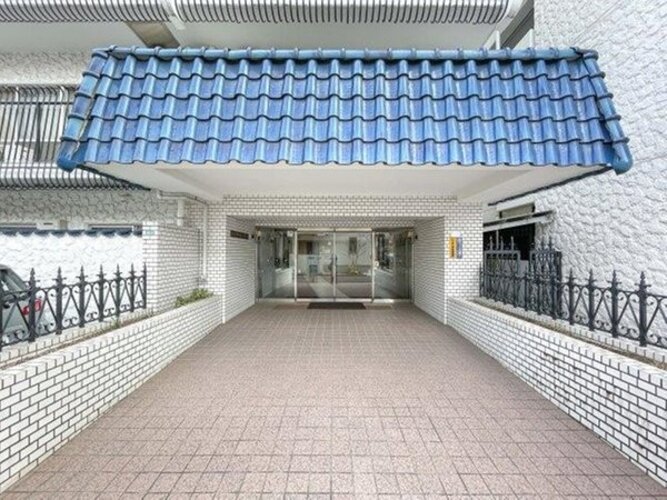 エントランス エントランス