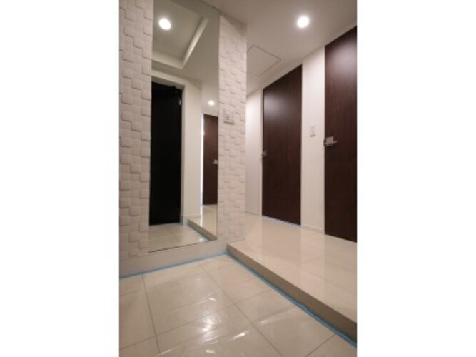 玄関：2023年5月撮影