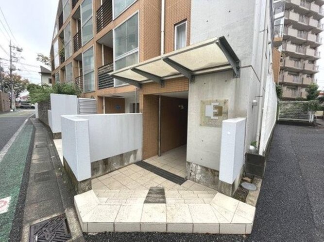 エントランス エントランス