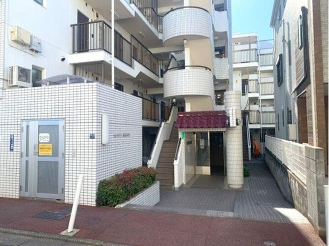 エントランス エントランス