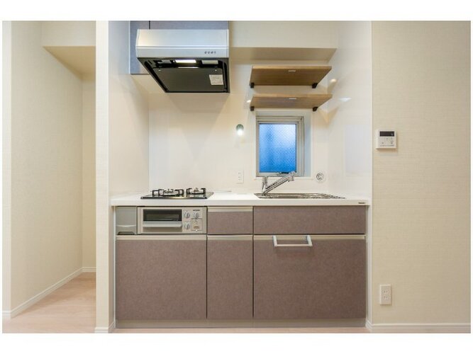 暮らしの中で輝き続けるキッチン。日々の調理を快適にサポート。あなたの暮らしに寄り添うキッチンです。 暮らしの中で輝き続けるキッチン。日々の調理を快適にサポート。あなたの暮らしに寄り添うキッチンです。