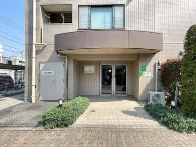 エントランス エントランス