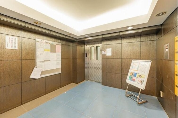 エントランス エントランス