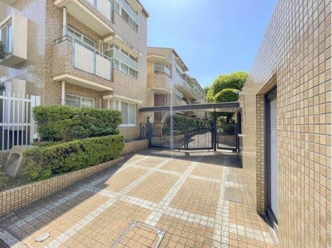 エントランス エントランス