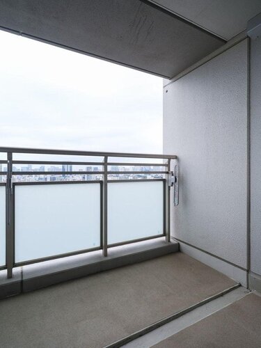 バルコニー バルコニー