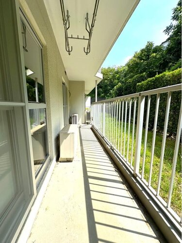 バルコニー バルコニー