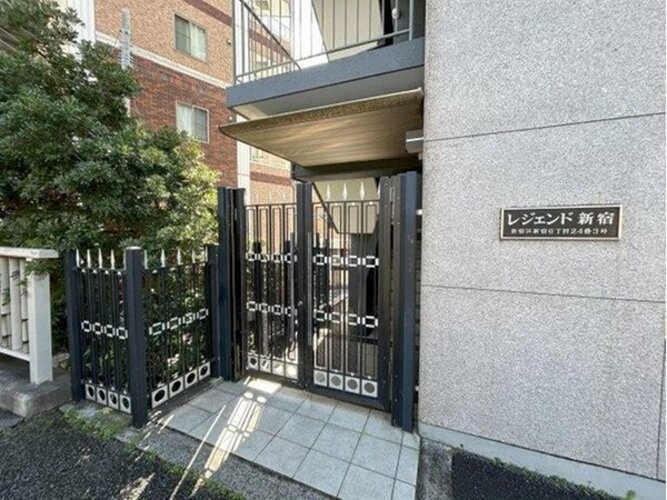 エントランス エントランス