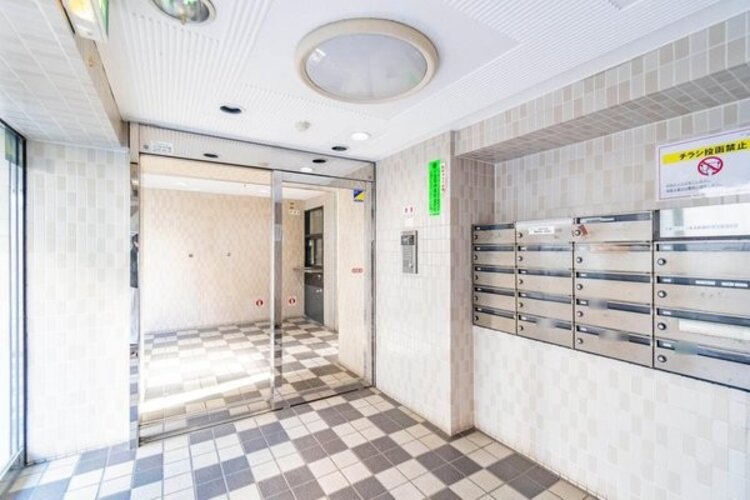 エントランス エントランス