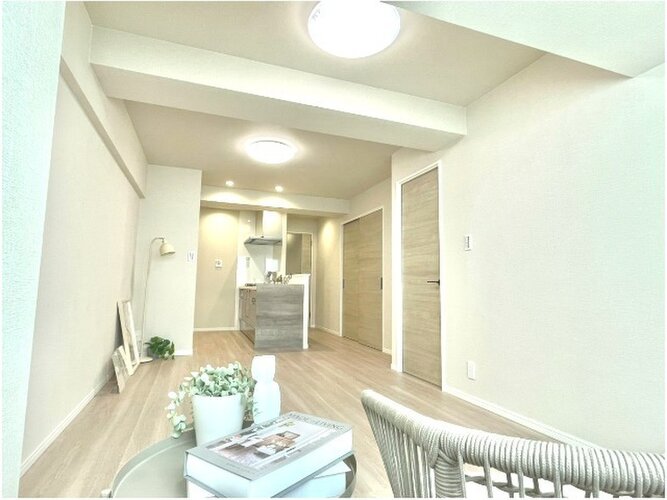 京阪鴨東線「神宮丸太町」駅まで徒歩4分 京阪鴨東線「神宮丸太町」駅まで徒歩4分