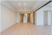 内装はシンプルに落ち着きのある空間にしています。ゆったりとしたひとときを過ごせそうです♪