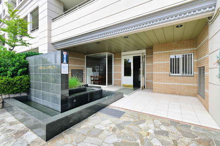 マンション入り口 マンション入り口