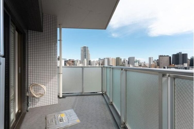 バルコニー バルコニー