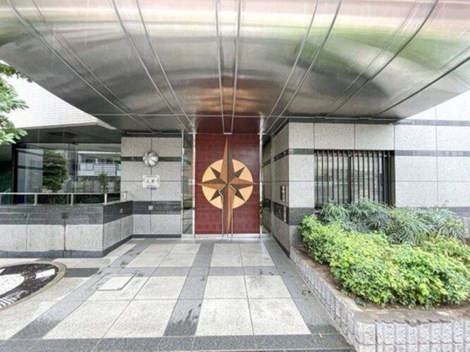 エントランス エントランス