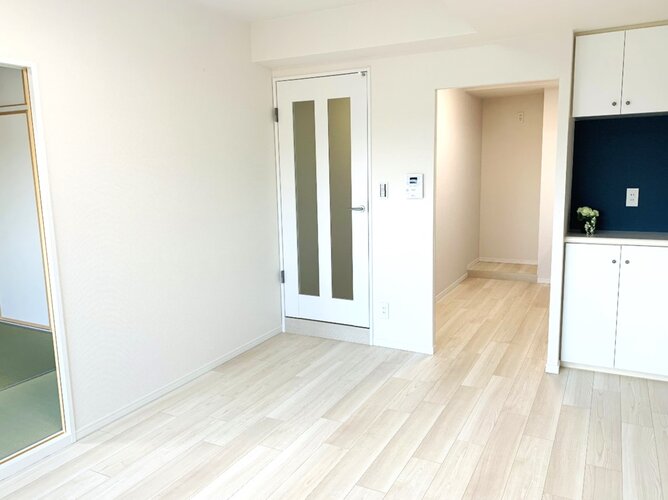 白をベースとした爽やかなお部屋です 白をベースとした爽やかなお部屋です