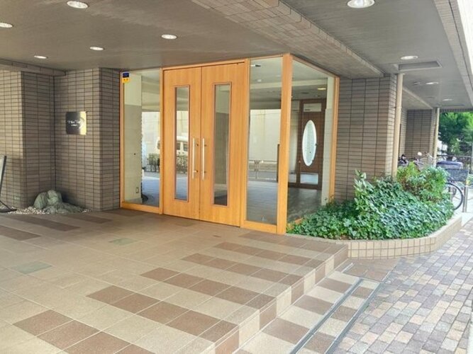 エントランス エントランス