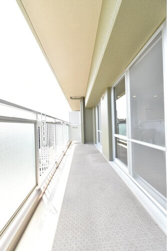 バルコニー バルコニー