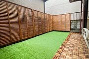 専用庭 ・専用庭には、人工芝・ラティス・ウッドタイルを施工しました。 専用庭 ・専用庭には、人工芝・ラティス・ウッドタイルを施工しました。