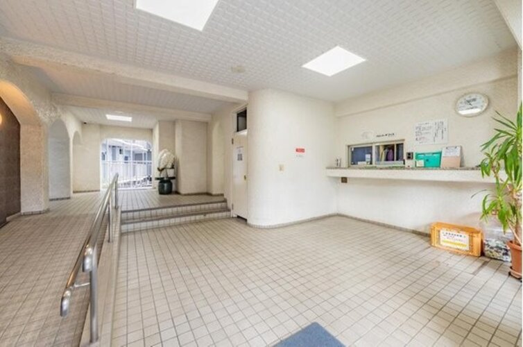 エントランス エントランス