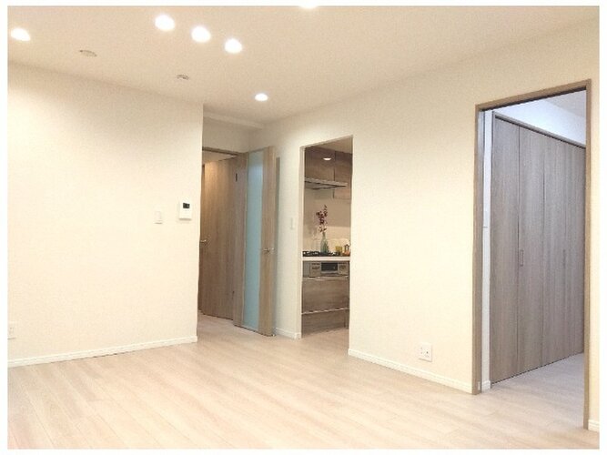 爽やかな風がそよぐ光に溢れた空間。清々しい気持ちになるお部屋です。