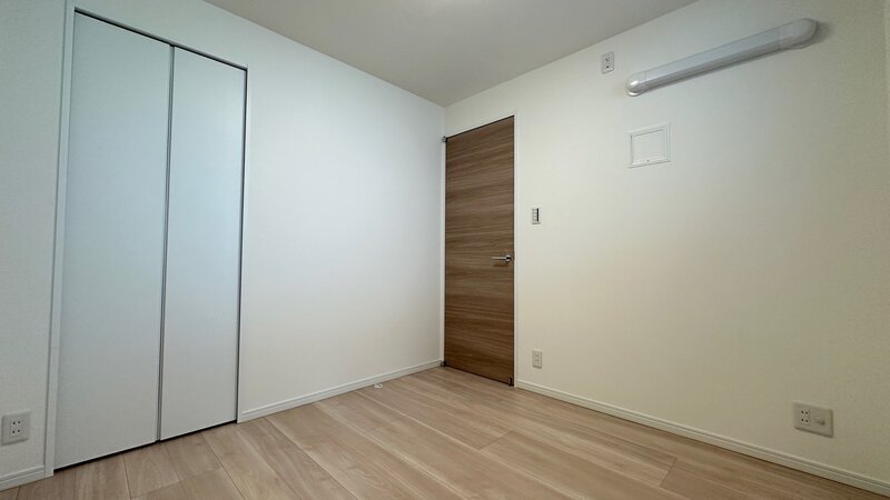 洋室①　約4.2帖