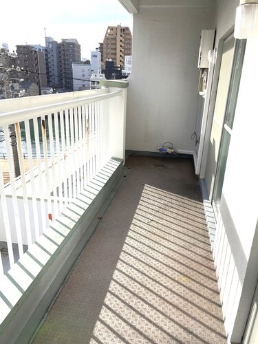バルコニー バルコニー