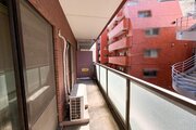 穏やかな風を感じられるバルコニー。外の新鮮な空気にあたって一息つけます。 穏やかな風を感じられるバルコニー。外の新鮮な空気にあたって一息つけます。