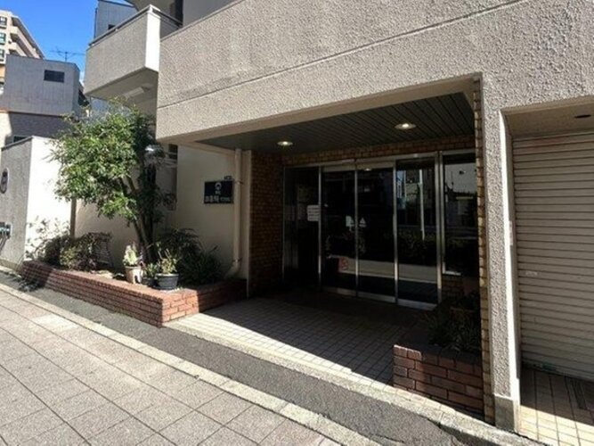 エントランス エントランス