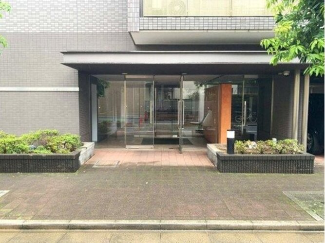 エントランス エントランス