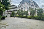 隣接公園 隣接公園