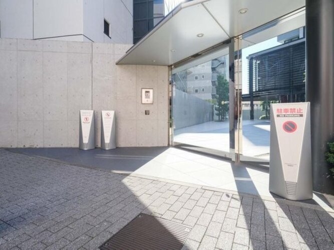 エントランス エントランス