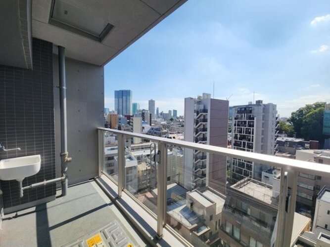 バルコニー バルコニー