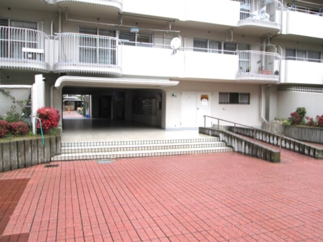 エントランス エントランス