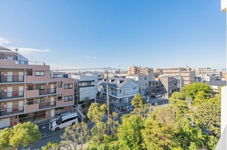 バルコニー バルコニー