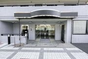 エントランス エントランス