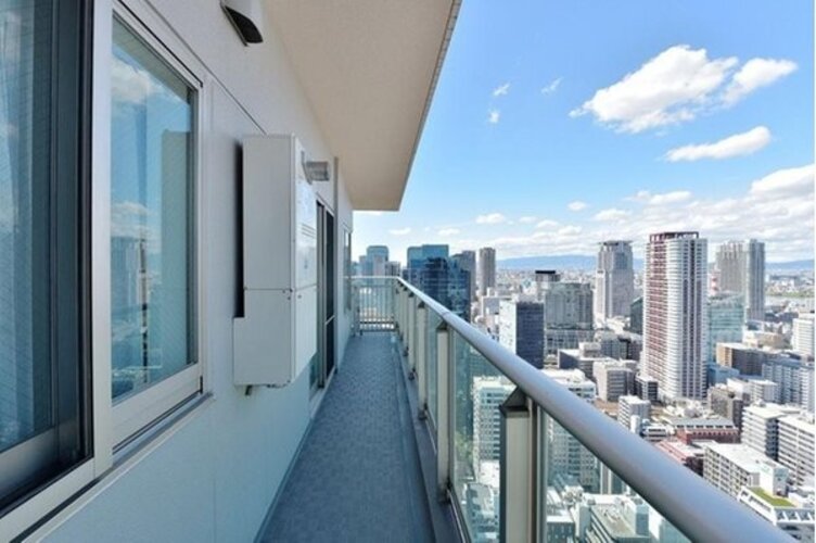 バルコニー バルコニー