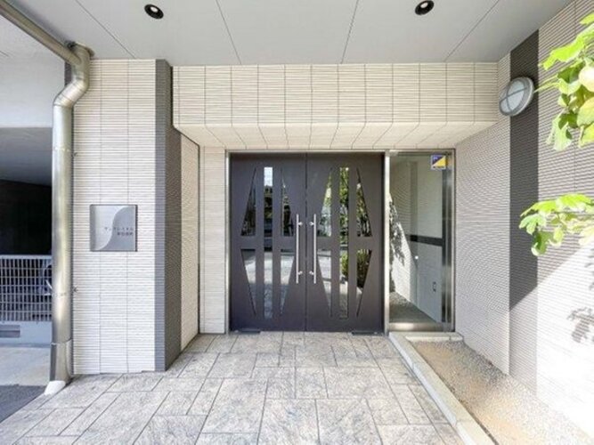 エントランス エントランス