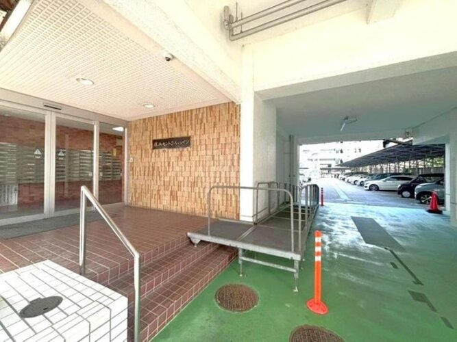 エントランス エントランス