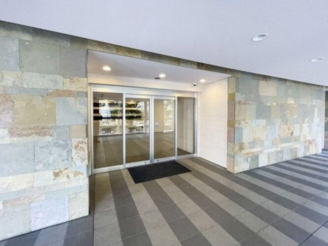 エントランス エントランス