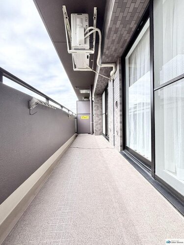 バルコニー バルコニー