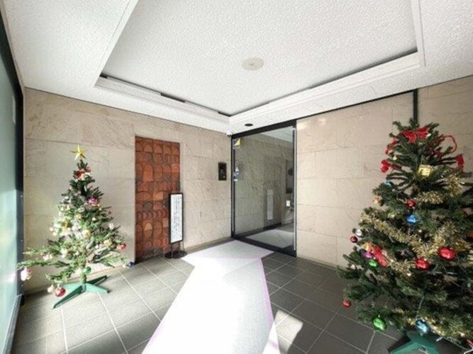 エントランス エントランス