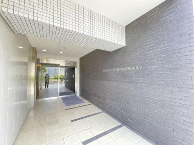 エントランス エントランス