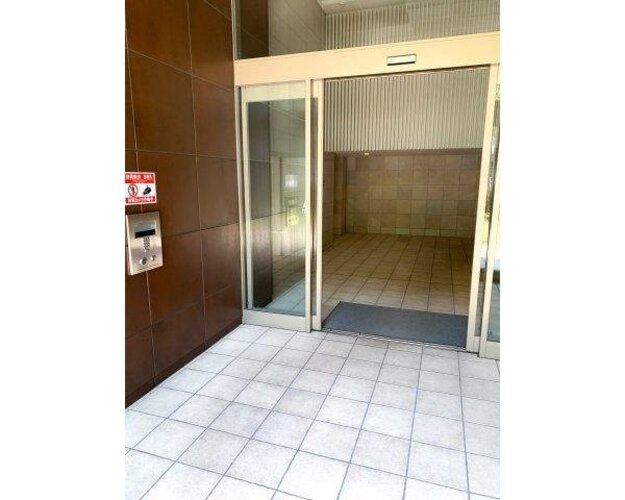 エントランス エントランス