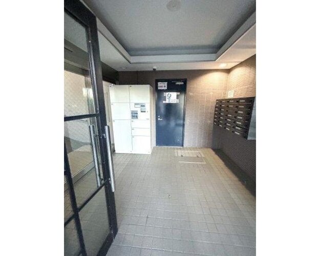 エントランス エントランス