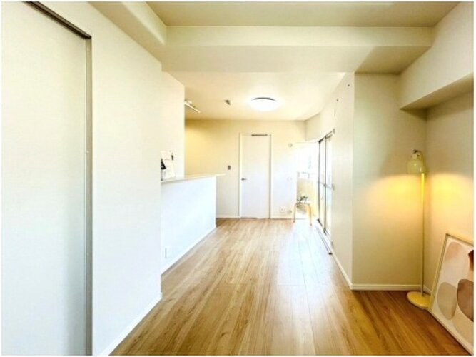 爽やかな風がそよぐ光に溢れた空間。清々しい気持ちになるお部屋です。