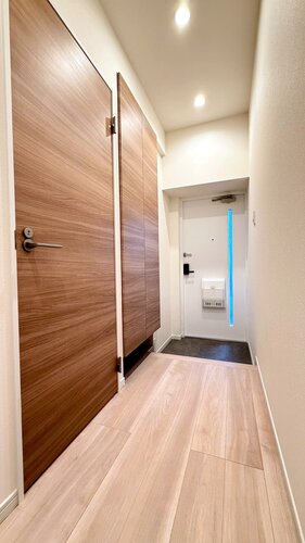 玄関　＊トールタイプの大容量下足入れ＊