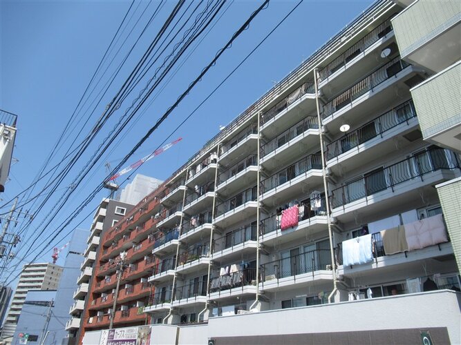 聖蹟桜ヶ丘駅徒歩7分の活気ある街並みも魅力的! 聖蹟桜ヶ丘駅徒歩7分の活気ある街並みも魅力的!