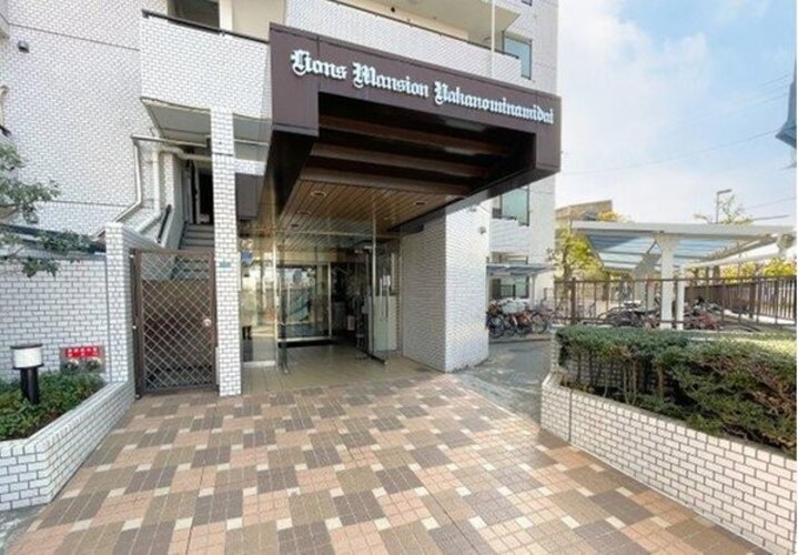 エントランス エントランス