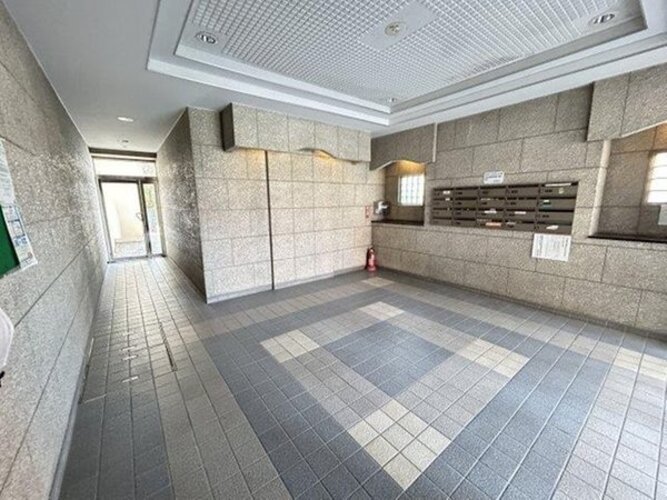 エントランス エントランス