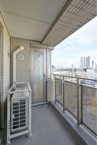 バルコニー バルコニー